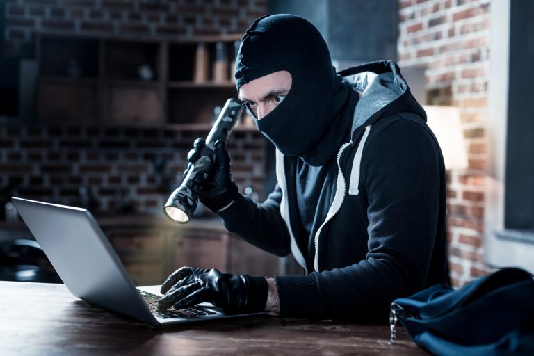 Wie man sich mit der richtigen IT-Sicherheit gegen Angriffe schützen kann