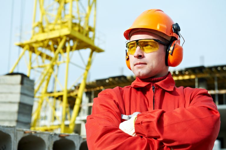 Die Arbeitskleidung sorgt für Sicherheit im Handwerk