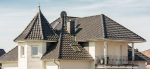 Haus mit Zeltdach