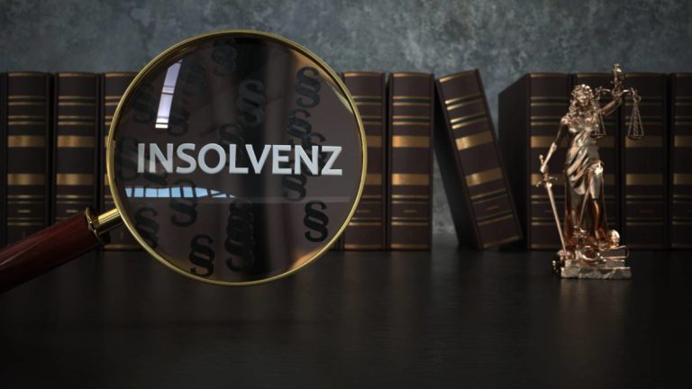 Unterlagen und Aktenordner zum reformierten Insolvenzrecht