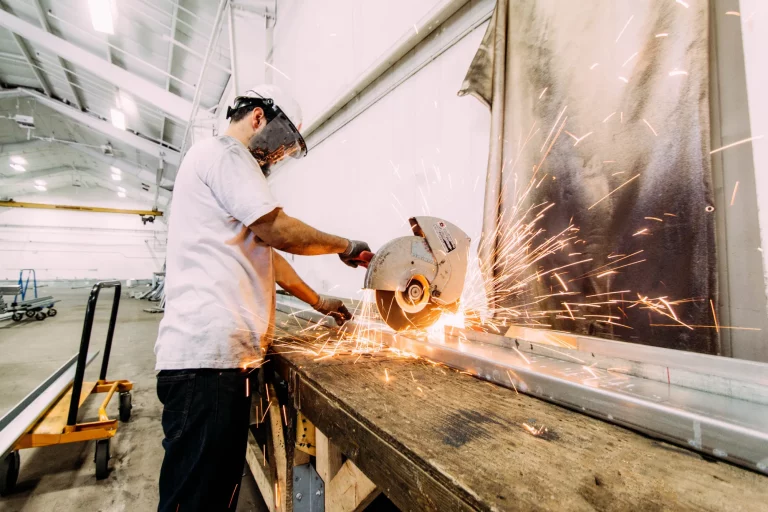 Personalgespräch im Handwerksbetrieb