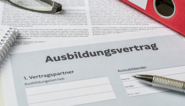 Ausbildungsvertrag im Handwerk.