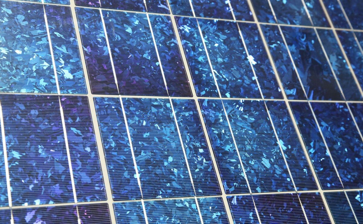 Blaue polykristalline Solarzelle